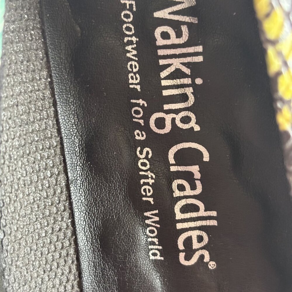 Walking Cradles Snake Print High Heels Womens Size 8M Multicolor Leather Pointed - Picture 9 of 9